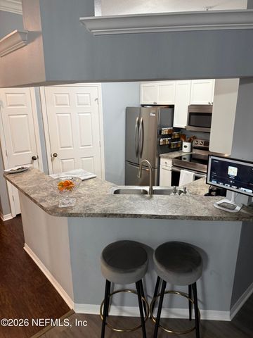 10961 BURNT MILL Road 1623, Jacksonville, FL 32256