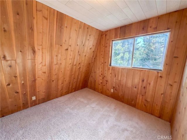 577 Oak Knoll, Green Valley Lake, CA 92341