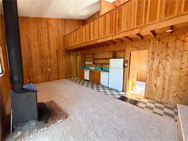 577 Oak Knoll, Green Valley Lake, CA 92341