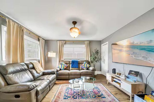 4310 Applecrest Drive, Palm Beach Gardens, FL 33410