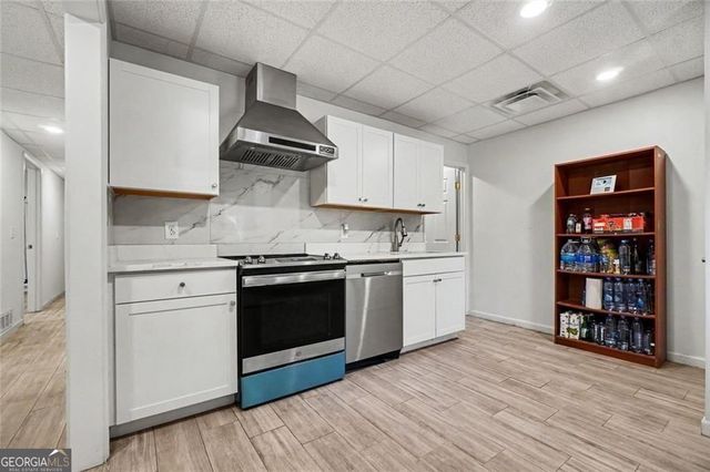 489 Broadstone Way NW, Acworth, GA 30101