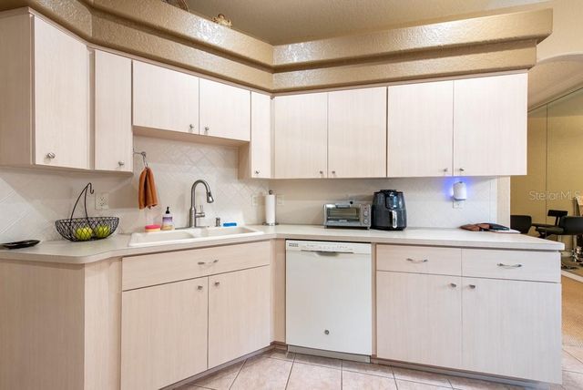 5664 LEGEND HILLS LANE, Spring Hill, FL 34609