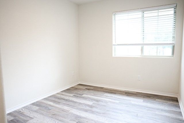 802 S 5th Street 1,2,3, Bonham, TX 75418