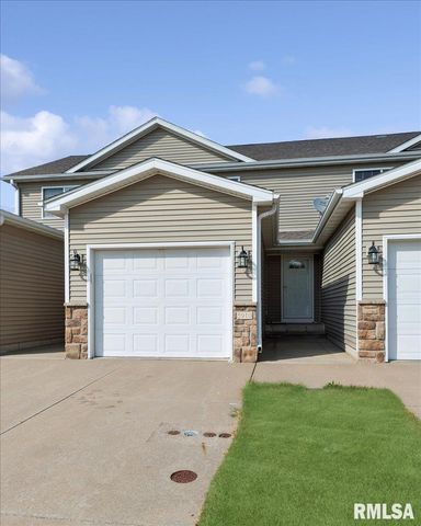 5910 AUSTIN Avenue, Davenport, IA 52804