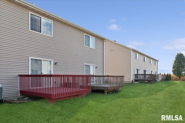 5910 AUSTIN Avenue, Davenport, IA 52804