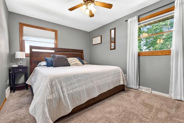 513 JEFFREY STREET, Combined Locks, WI 54113