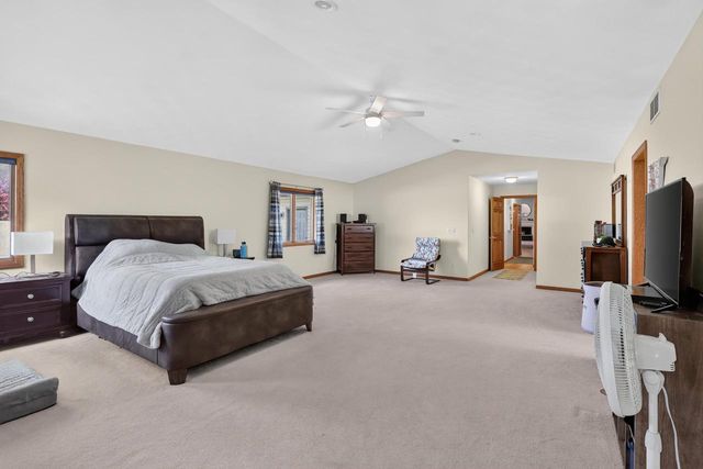 3179 S Davis Drive, Beloit, WI 53511