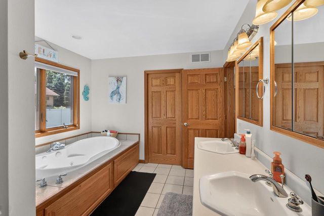 3179 S Davis Drive, Beloit, WI 53511