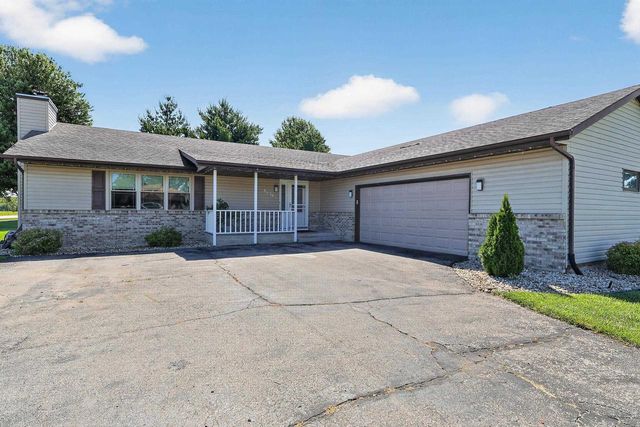 3179 S Davis Drive, Beloit, WI 53511