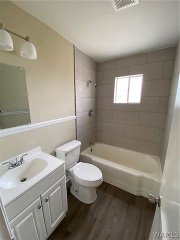 2828 2nd E B, Tuscaloosa, AL 35401