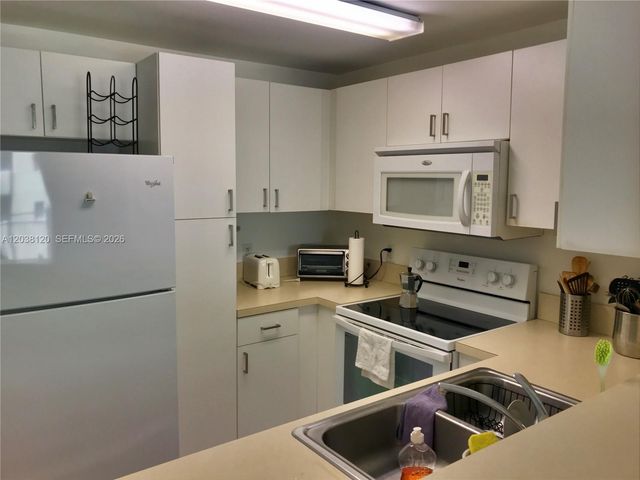 185 SE 14th Terrace 1401, Miami, FL 33131