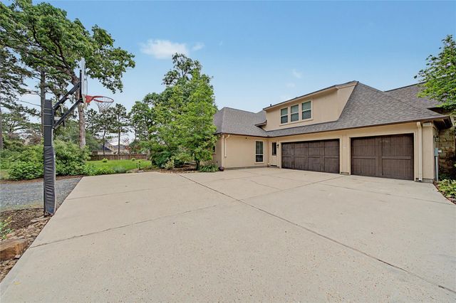 4423 Silver Jade Drive, Spring, TX 77386