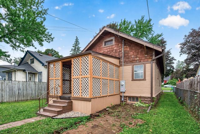 1148 Lane Place, Saint Paul, MN 55106