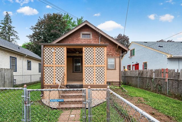 1148 Lane Place, Saint Paul, MN 55106