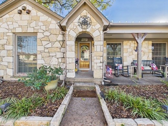 516 E 6th Street, Irving, TX 75060