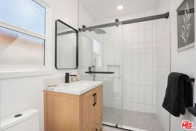 5418 S Rimpau Boulevard, Los Angeles, CA 90043