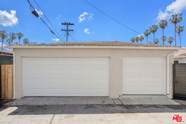 5418 S Rimpau Boulevard, Los Angeles, CA 90043