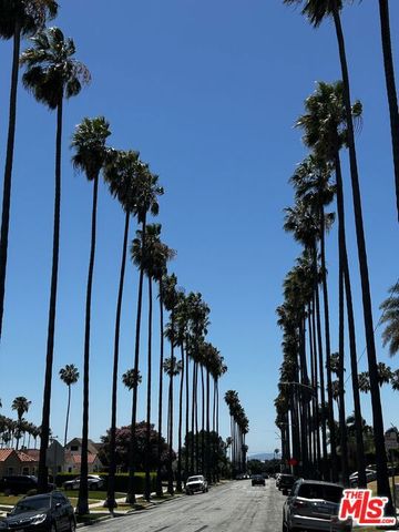 5418 S Rimpau Boulevard, Los Angeles, CA 90043