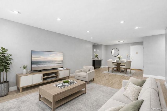 25 Franklin Avenue 4C, White Plains, NY 10601