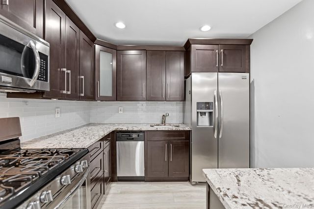 25 Franklin Avenue 4C, White Plains, NY 10601