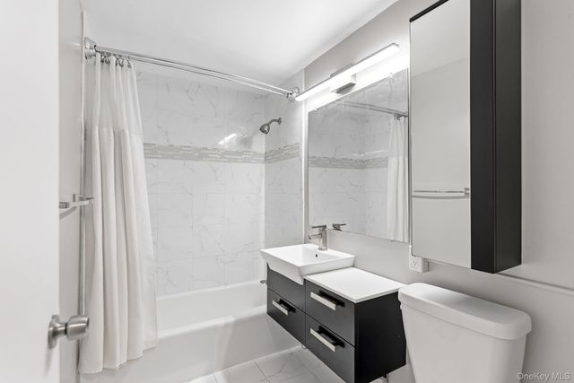 25 Franklin Avenue 4C, White Plains, NY 10601