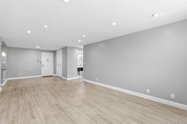 25 Franklin Avenue 4C, White Plains, NY 10601