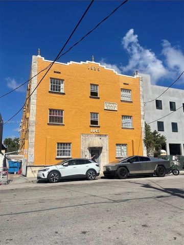 1043 NW 2nd St 2, Miami, FL 33128
