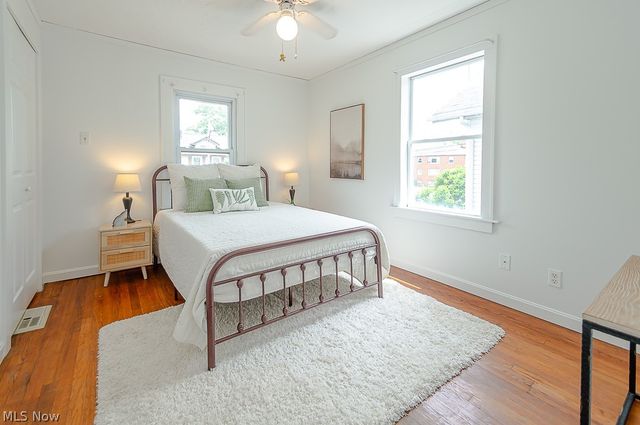 2222 Wyandotte Avenue, Lakewood, OH 44107