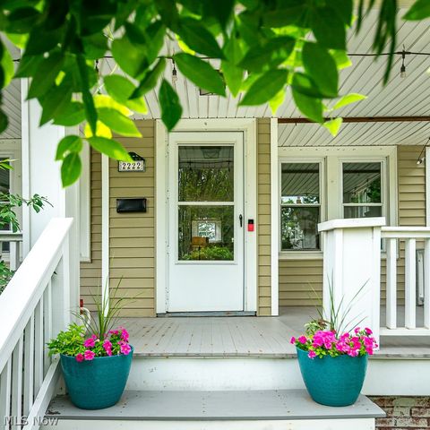 2222 Wyandotte Avenue, Lakewood, OH 44107