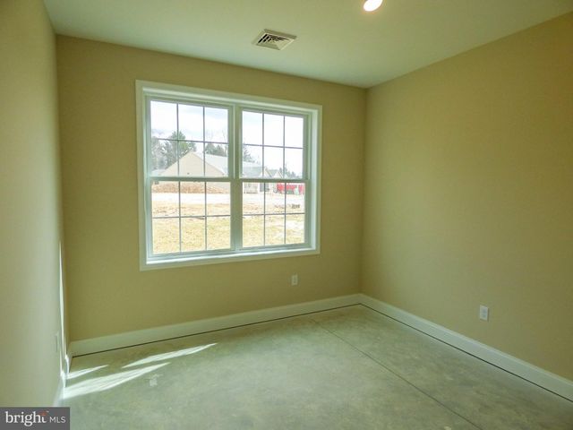 620 BLUFF STONE DRIVE, York, PA 17402