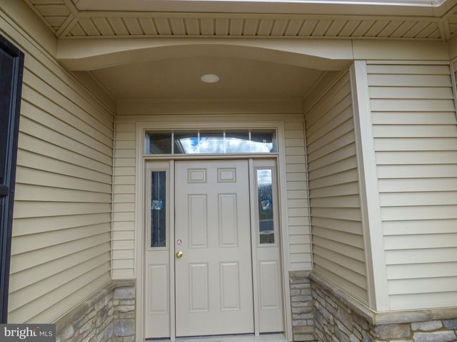 620 BLUFF STONE DRIVE, York, PA 17402