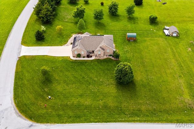 3527 Boomerang Drive, Marine, IL 62061