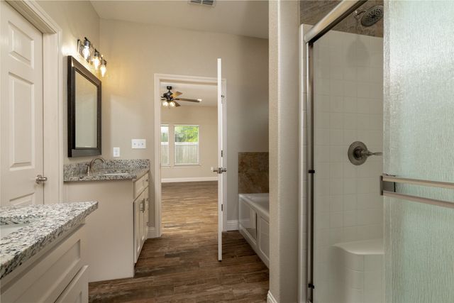405 Titus Drive, Springtown, TX 76082
