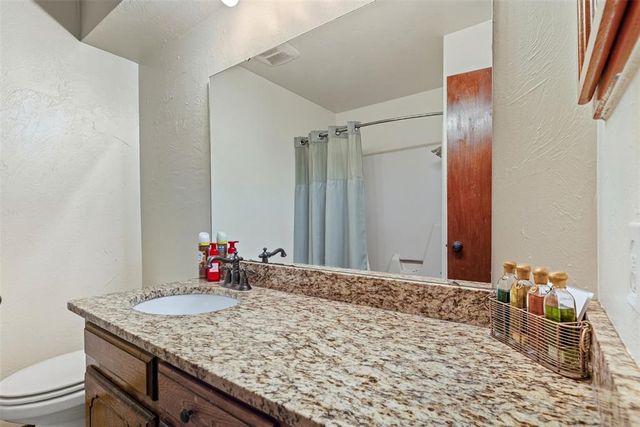 3412 S Division Street, Guthrie, OK 73044