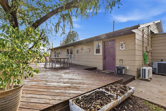 3412 S Division Street, Guthrie, OK 73044