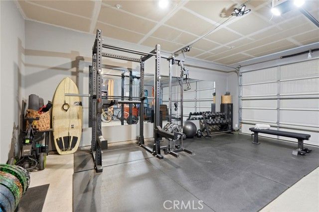 2587 W Heather, Hanford, CA 93230