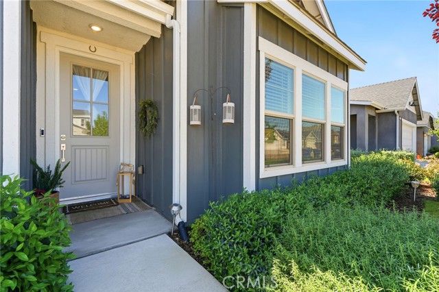 2587 W Heather, Hanford, CA 93230