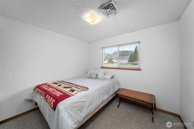 1229 Malaga Avenue, Wenatchee, WA 98801