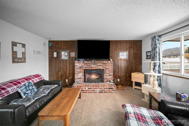 1229 Malaga Avenue, Wenatchee, WA 98801