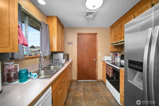 1229 Malaga Avenue, Wenatchee, WA 98801