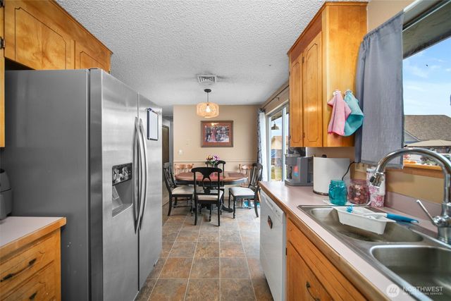 1229 Malaga Avenue, Wenatchee, WA 98801