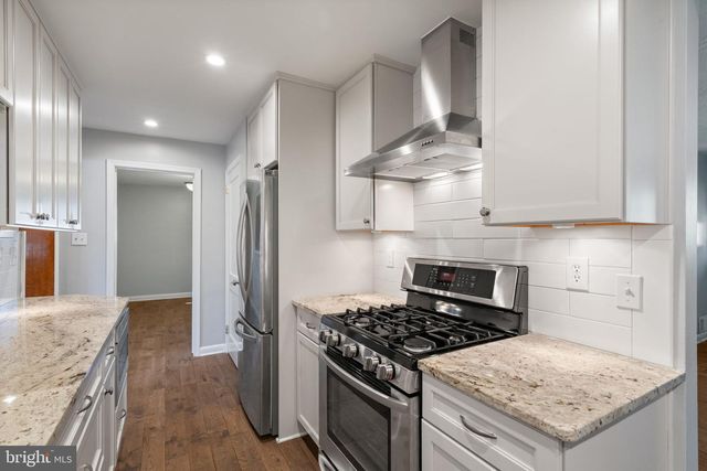 7222 WAYNE DR, Annandale, VA 22003