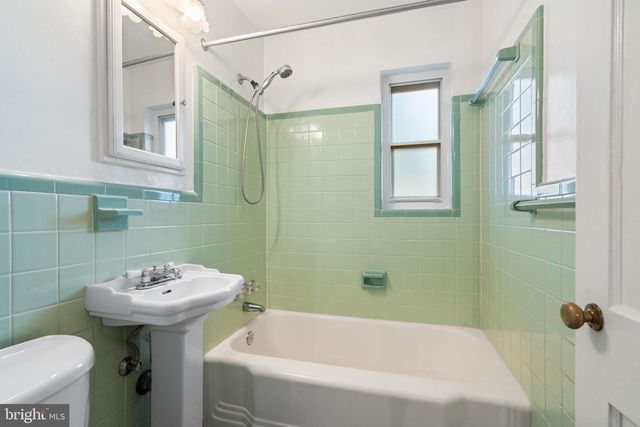 7222 WAYNE DR, Annandale, VA 22003