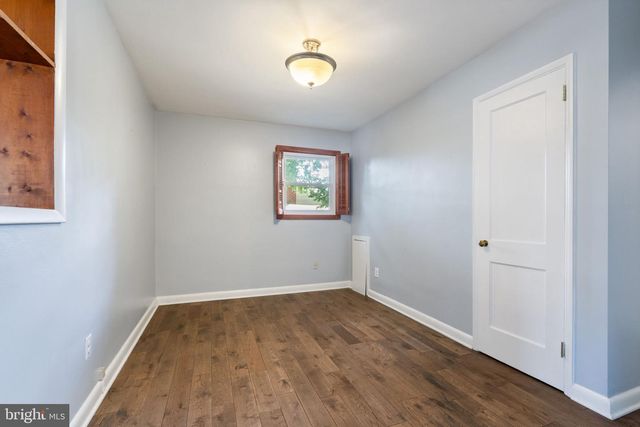 7222 WAYNE DR, Annandale, VA 22003