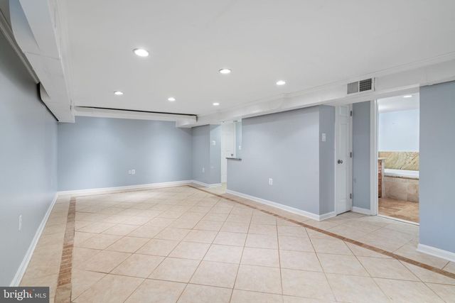 7222 WAYNE DR, Annandale, VA 22003