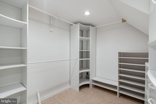 7222 WAYNE DR, Annandale, VA 22003