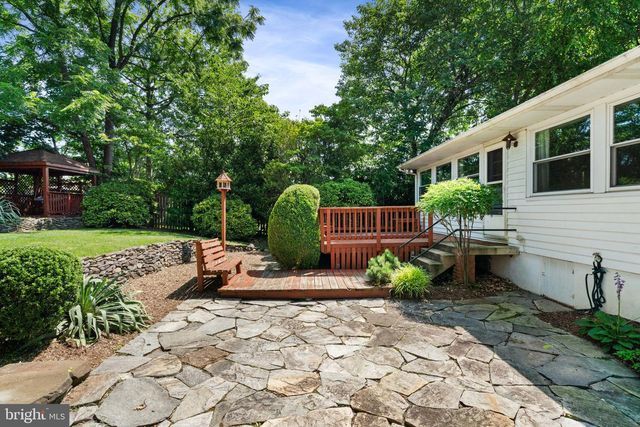 7222 WAYNE DR, Annandale, VA 22003