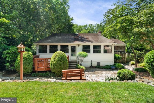 7222 WAYNE DR, Annandale, VA 22003