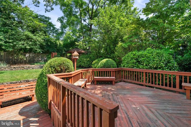 7222 WAYNE DR, Annandale, VA 22003