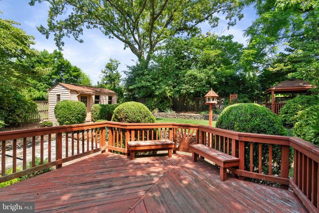 7222 WAYNE DR, Annandale, VA 22003